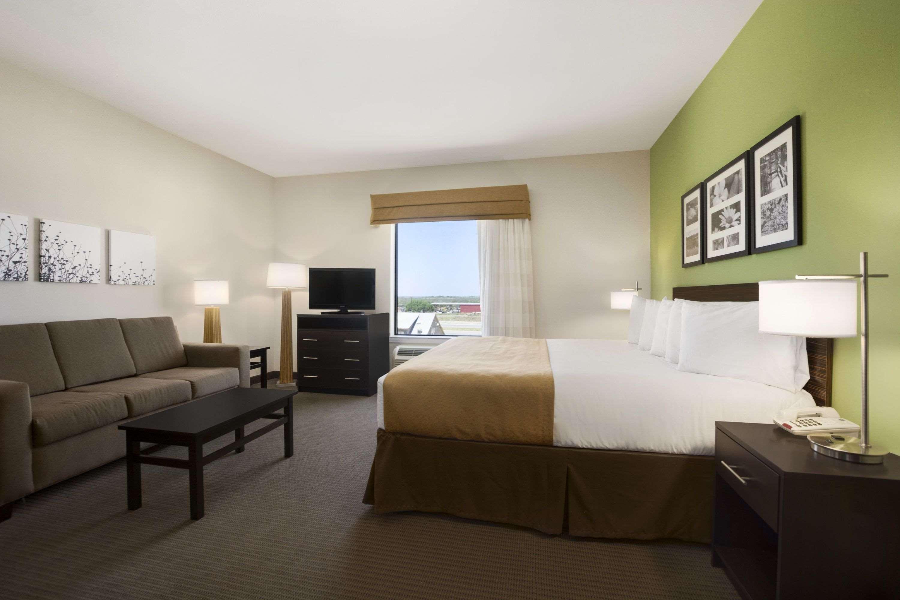 Petrostay Inn & Suites โคทิวลา ภายนอก รูปภาพ