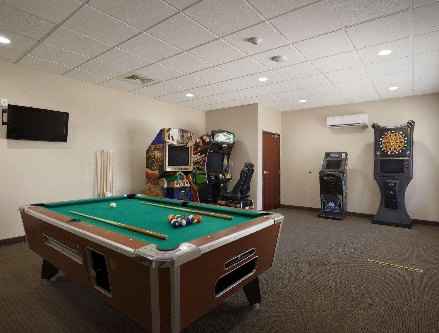 Petrostay Inn & Suites โคทิวลา ภายนอก รูปภาพ